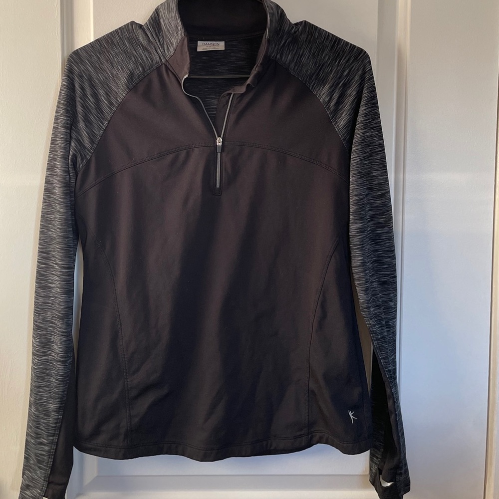 Quarter Zip Pullover